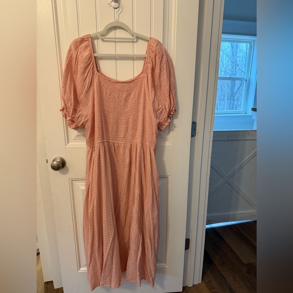 Blush puff sleeve dress